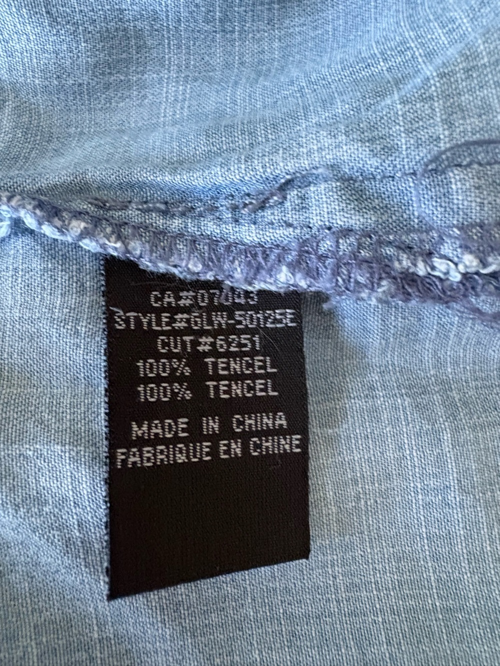 Velvet Heart Chambray dress Blue. Embroidered floral. Pockets Sz M Boho Western - Picture 9 of 10